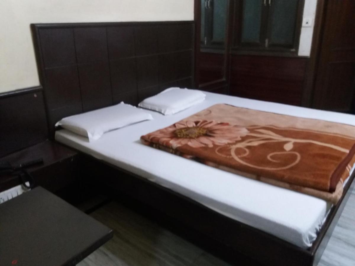 Hotel Roma Villa New Delhi Bagian luar foto