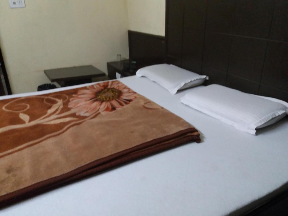 Hotel Roma Villa New Delhi Bagian luar foto